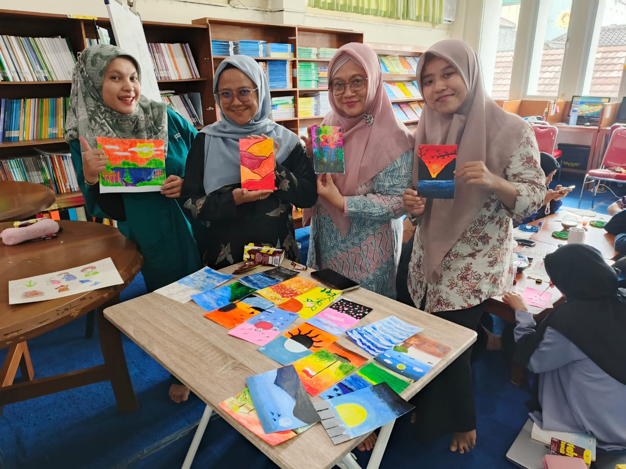 PERPUSTAKAAN UNISA BANDUNG GELAR PAMERAN LUKISAN KARYA CIVITAS UNISA 2